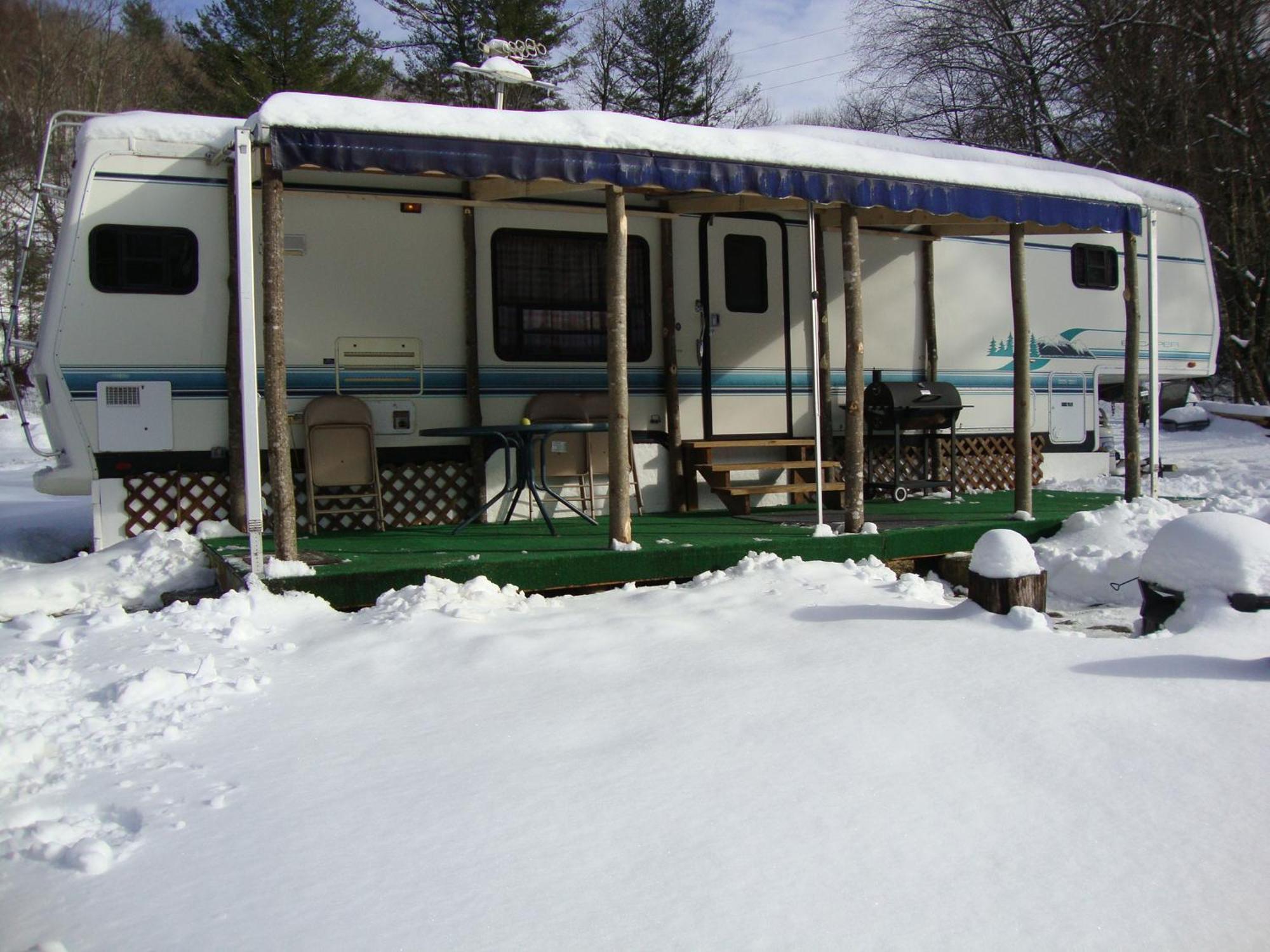 Hotel Dark Ridge Hideout Elk Park Esterno foto